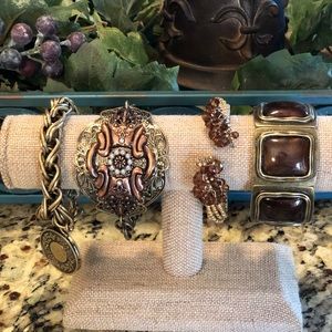 Bundle of 4 bracelets